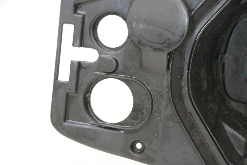 photo de COFFRE SELLE PEUGEOT SPEEDFIGHT 2 AC 50 (2000 - 2009) - Marquages et références