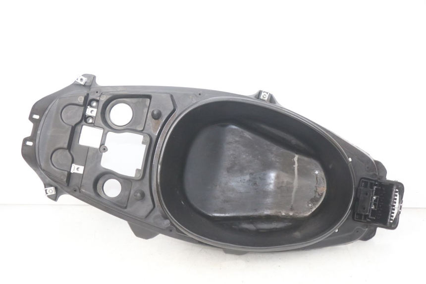 photo de COFFRE SELLE APRILIA SR LC 50 (1997 - 2004) - Vue principale