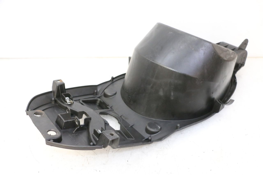 photo de COFFRE SELLE APRILIA SR R 2T LC 50 (2018 - 2021) - Détail de la pièce