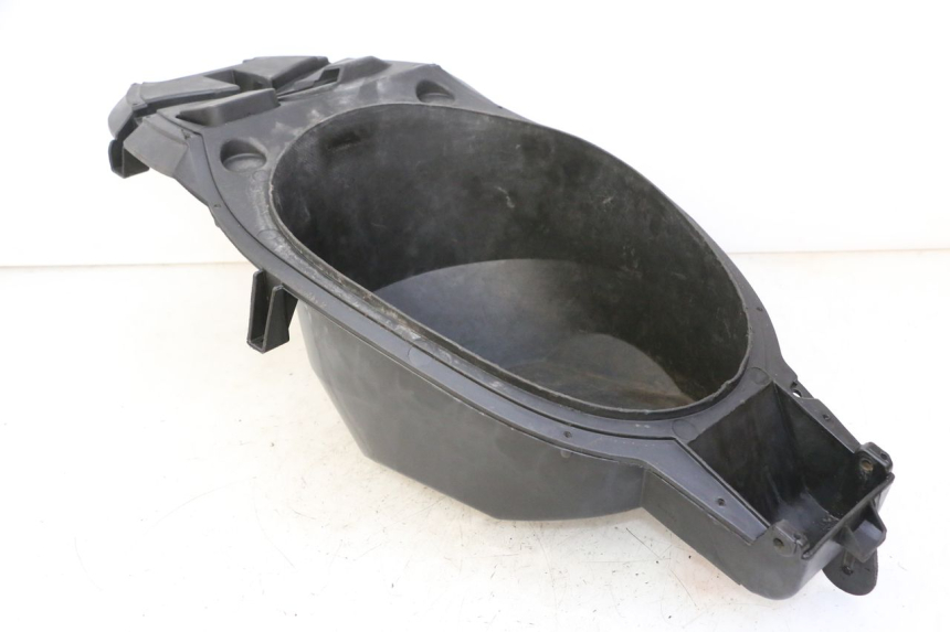 photo de COFFRE SELLE APRILIA SR R 2T LC 50 (2018 - 2021) - Points de fixation