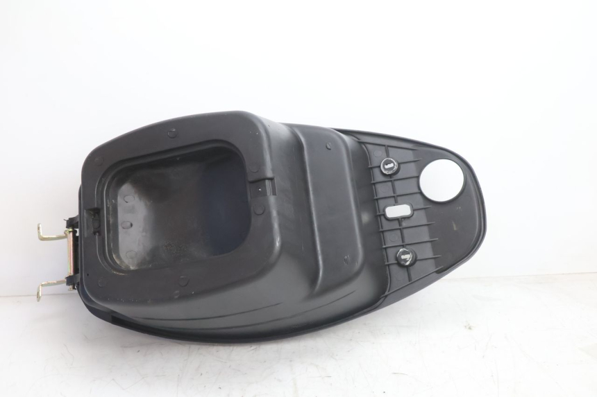 photo de COFFRE SELLE VASTRO STREET S 50 (2016 - 2021) - État de surface