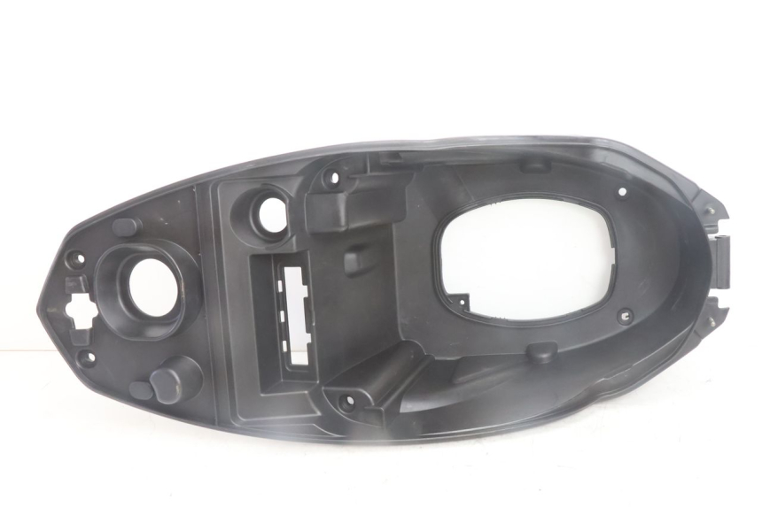photo de COFFRE SELLE PEUGEOT STREETZONE NAKED 2T 50 (2014 - 2018) - Vue principale