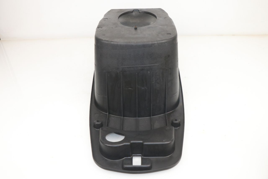 photo de COFFRE SELLE PEUGEOT SUM UP 125 (2008 - 2013) - Zoom état d’usage