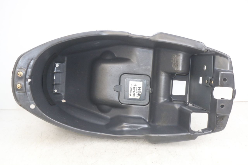photo de COFFRE SELLE PEUGEOT SV 125 (1991 - 1994) - Vue principale