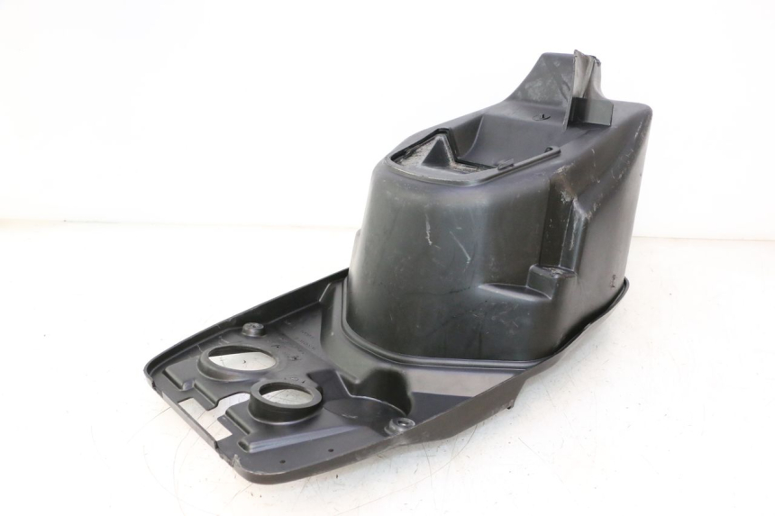 photo de COFFRE SELLE PEUGEOT TREKKER 50 (1995 - 2004) - Autre angle de vue