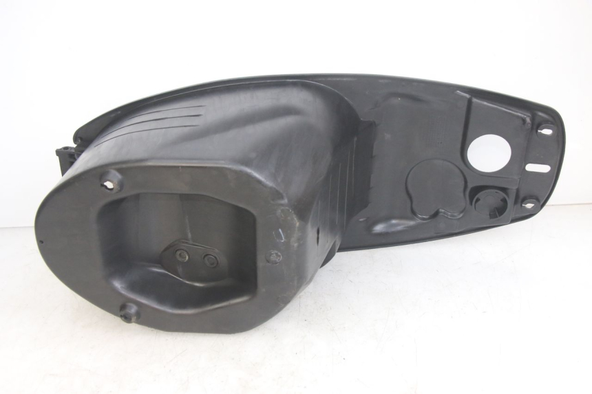 photo de COFFRE SELLE PEUGEOT TWEET 4T 50 (2014 - 2019) - Détail de la pièce