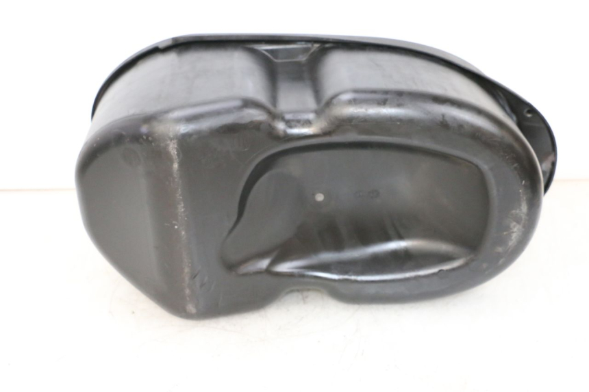 photo de COFFRE SELLE PIAGGIO VESPA GTS SUPER IE 125 (2009 - 2016) - Détail de la pièce