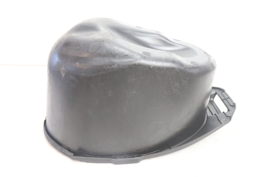 photo de COFFRE SELLE PIAGGIO VESPA PRIMAVERA 2T 50 (2013 - 2018) - Photo complémentaire