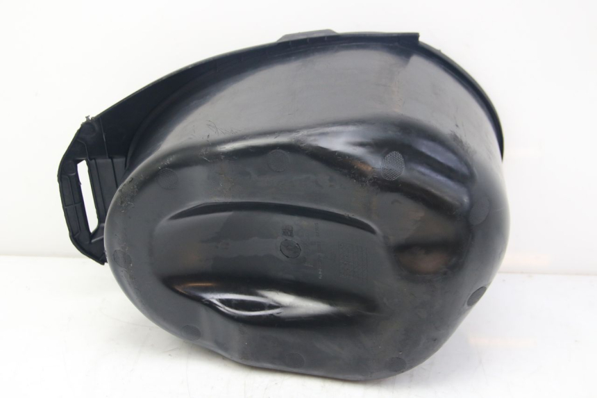 photo de COFFRE SELLE PIAGGIO VESPA SPRINT 2T 50 (2014 - 2018) - Détail de la pièce