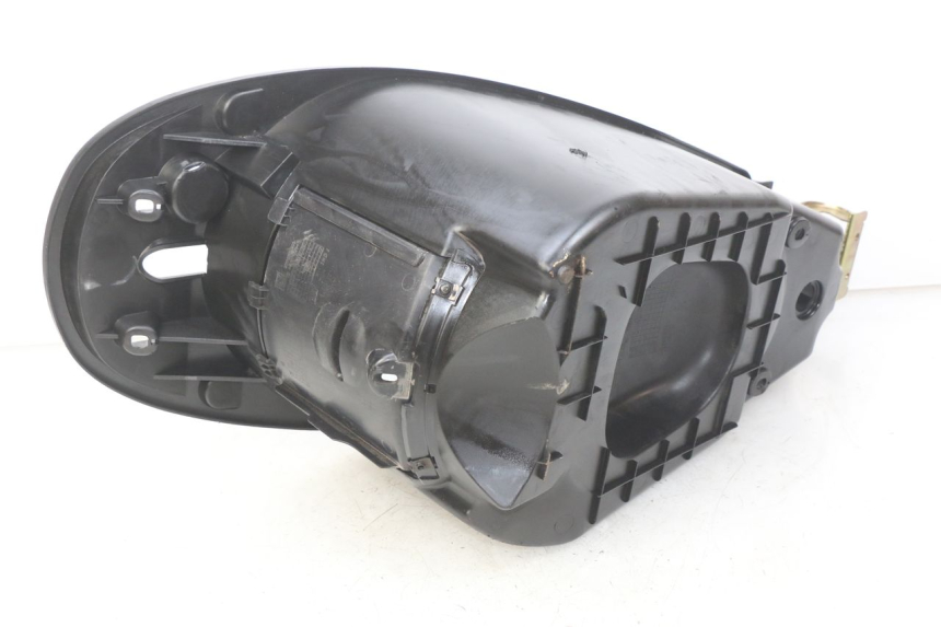 photo de COFFRE SELLE PEUGEOT VIVACITY NEW 4T 50 (2008 - 2017) - Zoom état d’usage