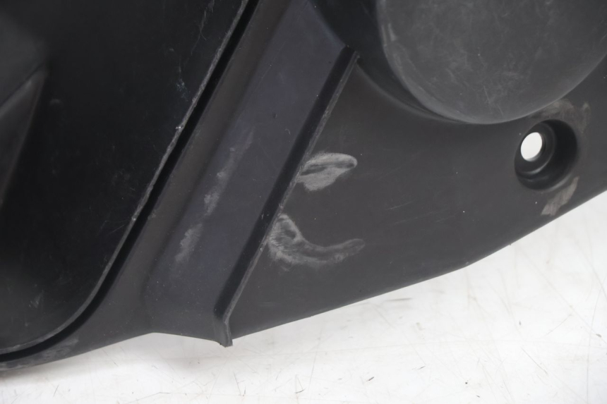 photo de COFFRE SELLE PEUGEOT VIVACITY 50 (2004 - 2009) - Autre angle de vue