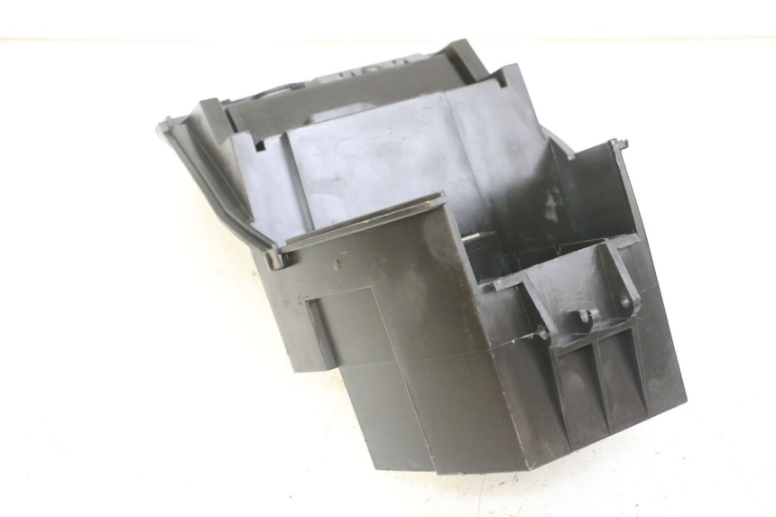 photo de COFFRE SELLE YAMAHA WHY 50 (1998 - 2000) - Autre angle de vue