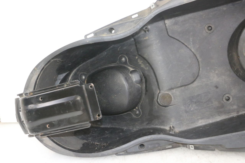 photo de COFFRE SELLE YAMAHA X-MAX XMAX ABS 250 (2010 - 2012) - Vue produit