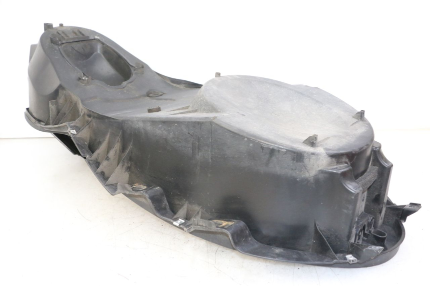 photo de COFFRE SELLE YAMAHA X-MAX XMAX ABS 250 (2010 - 2012) - Autre angle de vue