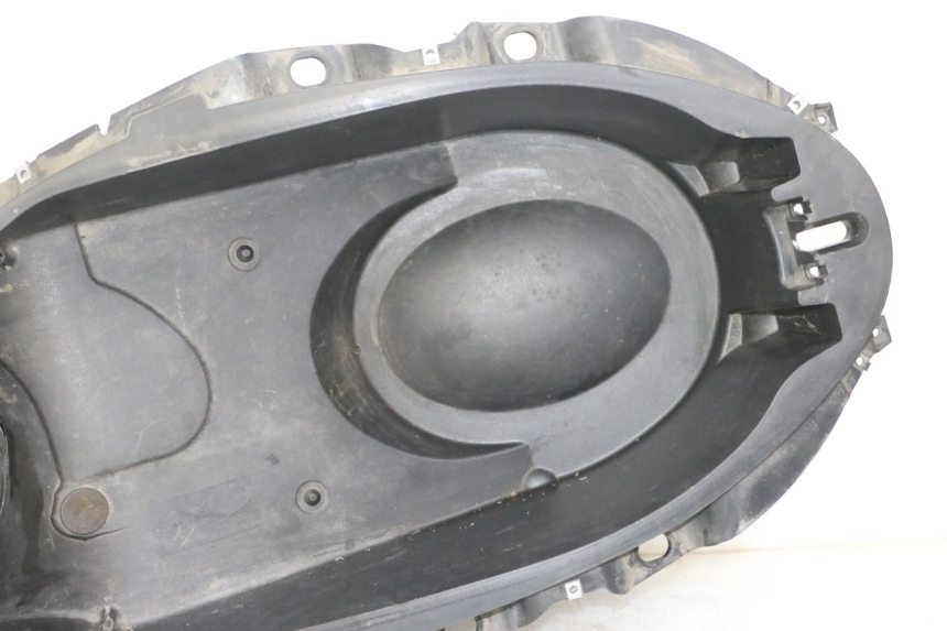 photo de COFFRE SELLE YAMAHA X-MAX XMAX ABS 250 (2010 - 2012) - Marquages et références
