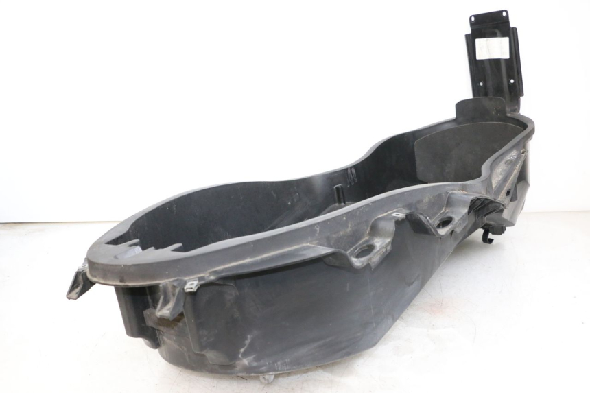 photo de COFFRE SELLE YAMAHA X-MAX XMAX 125 (2010 - 2013) - Vue d’ensemble