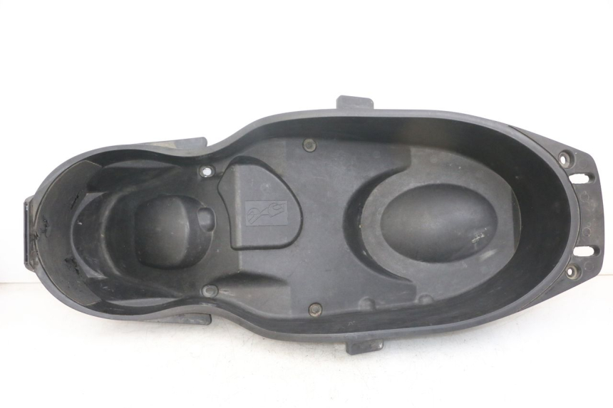 photo de COFFRE SELLE YAMAHA XMAX X-MAX 125 (2006 - 2009) - Vue principale