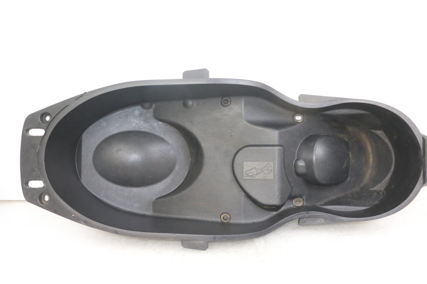 photo de COFFRE SELLE YAMAHA XMAX X-MAX 125 (2006 - 2009) - Vue principale