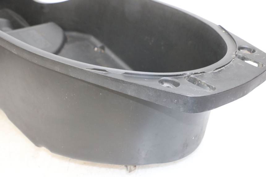 photo de COFFRE SELLE YAMAHA XMAX X-MAX 125 (2006 - 2009) - Vue d’ensemble