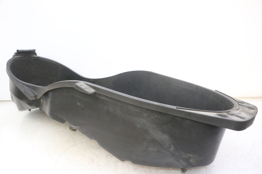 photo de COFFRE SELLE YAMAHA X-MAX XMAX 250 (2006 - 2009) - Vue d’ensemble