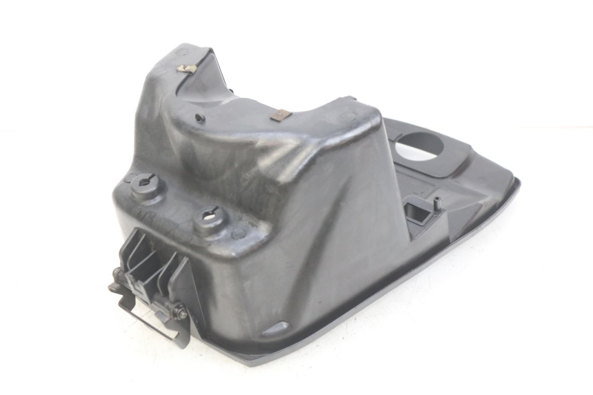 photo de COFFRE SELLE SYM X-PRO 4T 50 (2014 - 2021) - Détail de la pièce