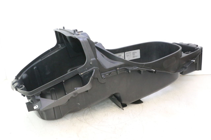 photo de COFFRE SELLE PIAGGIO X8 STREET 125 (2006 - 2007) - Marquages et références