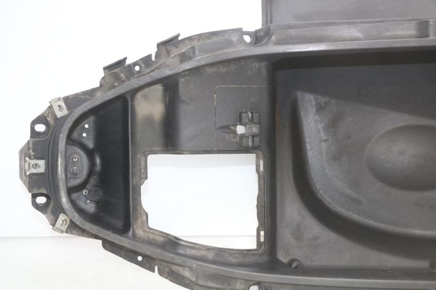 photo de COFFRE SELLE PIAGGIO X9 EVOLUTION 250 (2003 - 2007) - Pièce contrôlée