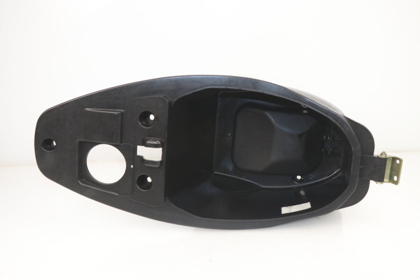 photo de COFFRE SELLE RAZZO XENON 4T 50 (2008 - 2012) - Autre angle de vue