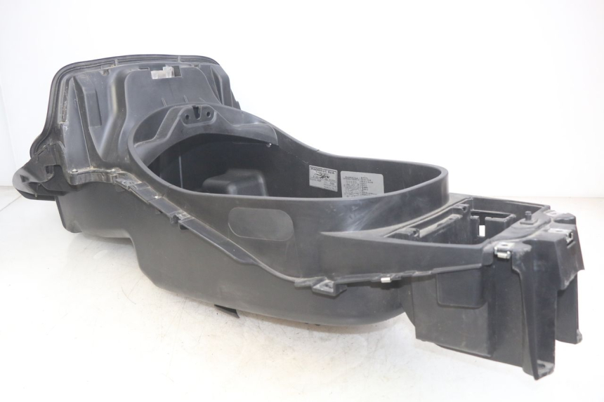 photo de COFFRE SELLE PIAGGIO XEVO - X EVO 125 (2007 - 2017) - Zoom état d’usage