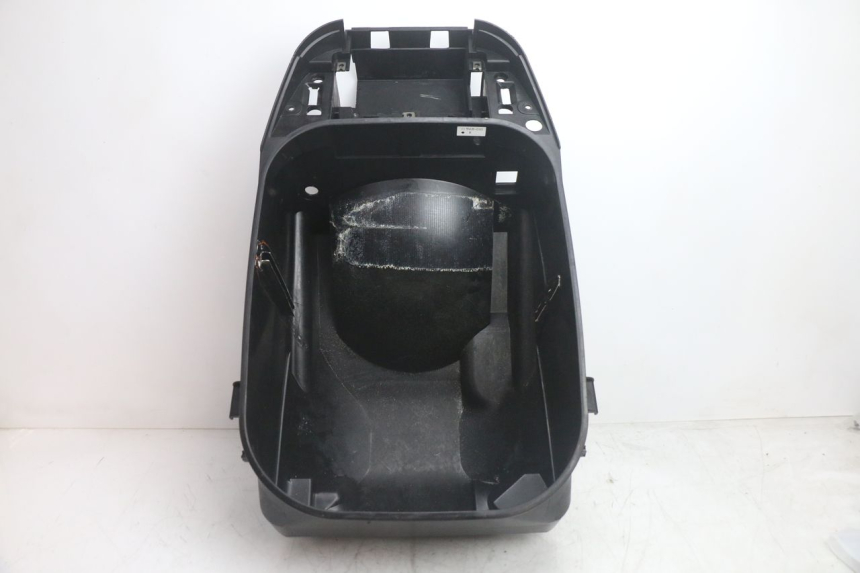 photo de COFFRE SELLE YAMAHA XP T-MAX ABS 500 (2005 - 2005) - Vue principale