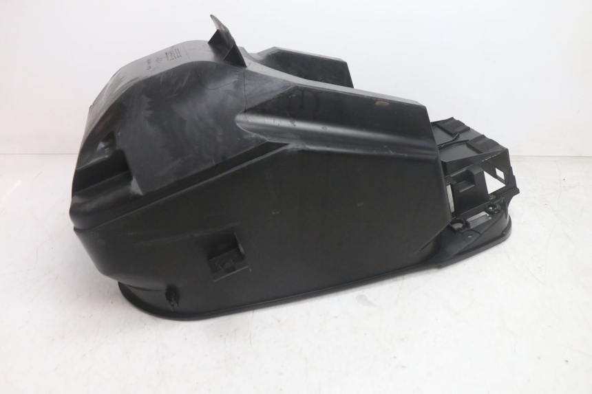 photo de COFFRE SELLE YAMAHA XP T-MAX ABS 500 (2005 - 2005) - Détail de la pièce