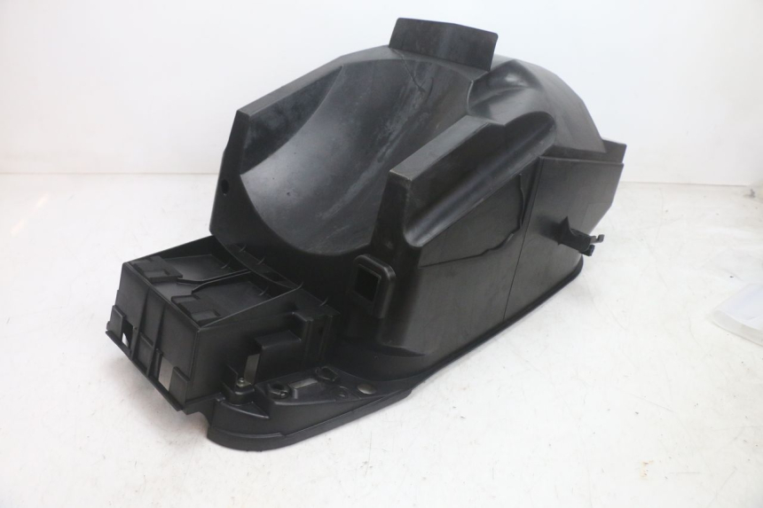 photo de COFFRE SELLE YAMAHA XP T-MAX ABS 500 (2005 - 2005) - Autre angle de vue