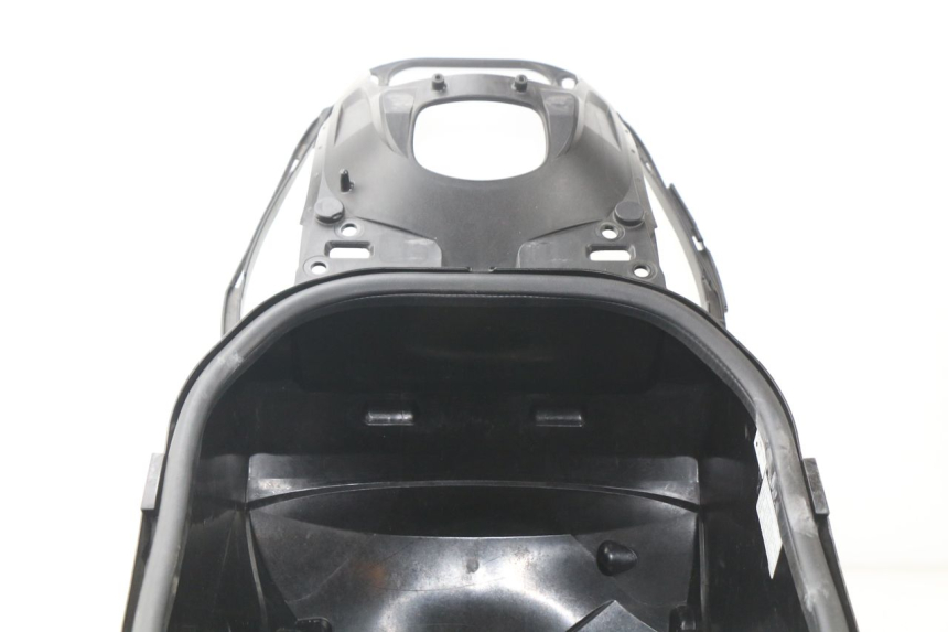 photo de COFFRE SELLE YAMAHA XP T-MAX TMAX 500 (2008 - 2012) - Vue d’ensemble