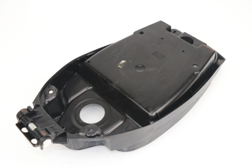 photo de COFFRE SELLE YAMAHA BW'S 50 (2004 - 2017) - Détail de la pièce