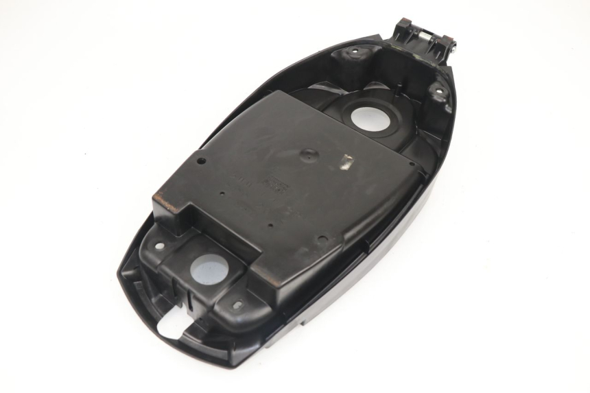photo de COFFRE SELLE YAMAHA BW'S 50 (2004 - 2017) - Zoom état d’usage