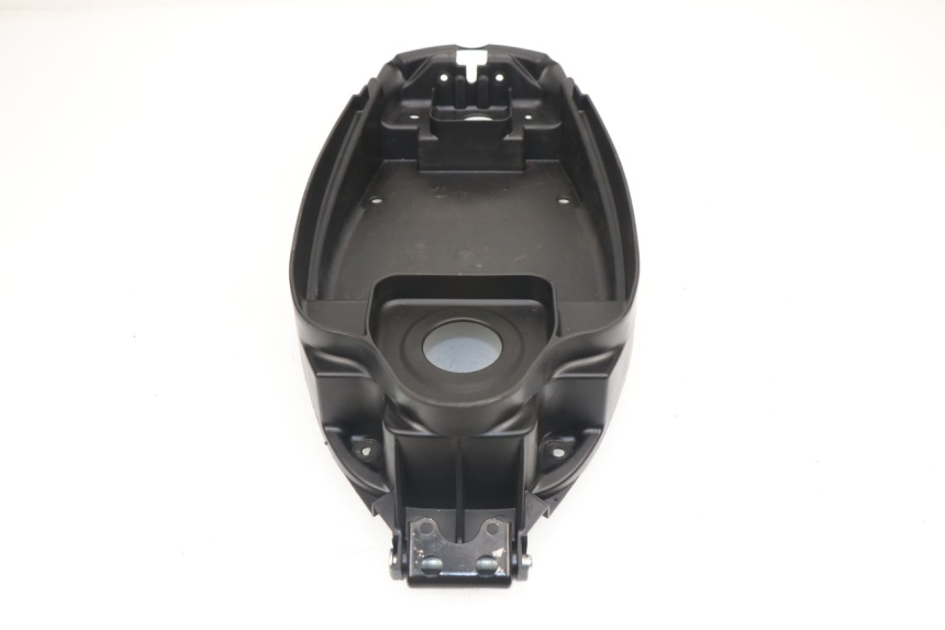 photo de COFFRE SELLE YAMAHA BW'S 50 (2004 - 2017) - Gros plan technique
