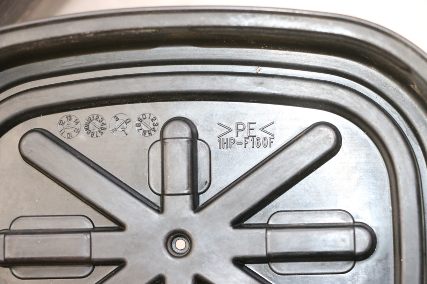 photo de COFFRE SELLE YAMAHA YFM GRIZZLY 550 (2008 - 2015) - Autre angle de vue