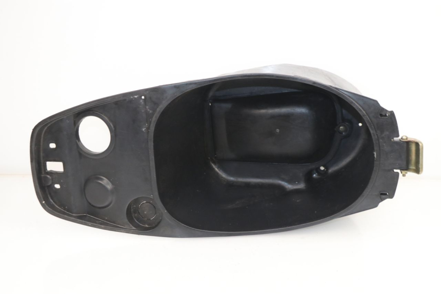 photo de COFFRE SELLE YIYING YY T POWER MAX 125 (2006 - 2016) - Vue principale