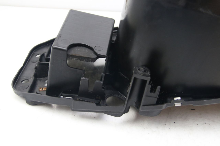 photo de COFFRE SELLE PIAGGIO ZIP 2T 50 (2009 - 2019) - Vue produit