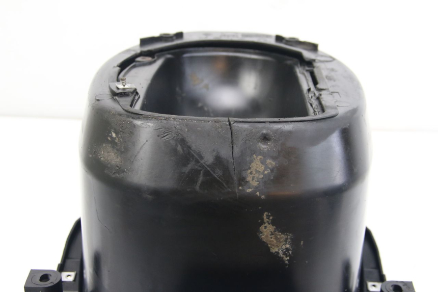 photo de COFFRE SELLE PIAGGIO ZIP 2T 50 (2009 - 2019) - Détails caractéristiques