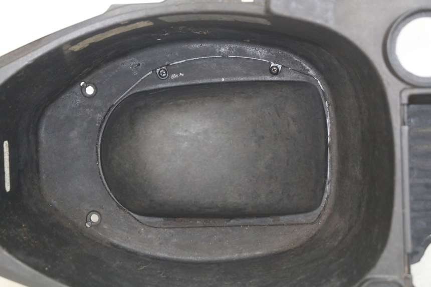 photo de COFFRE SELLE PIAGGIO ZIP 2T 50 (2009 - 2019) - État de surface