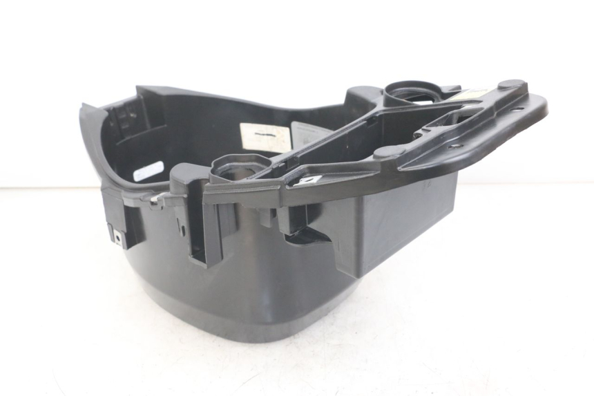 photo de COFFRE SELLE PIAGGIO ZIP 2T 50 (2009 - 2019) - Gros plan technique