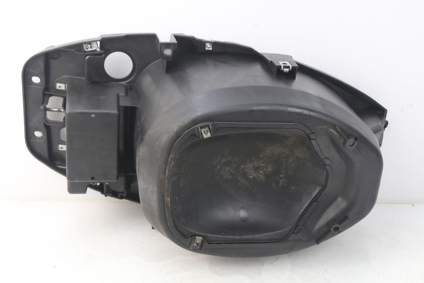 photo de COFFRE SELLE PIAGGIO ZIP 4T 50 (2018 - 2020) - Vue d’ensemble