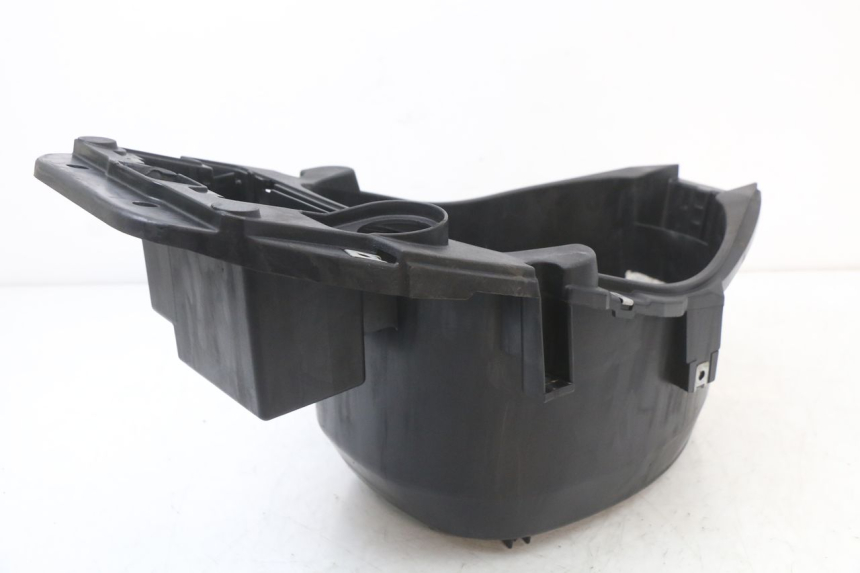 photo de COFFRE SELLE PIAGGIO ZIP 4T 50 (2018 - 2020) - Vue d’ensemble