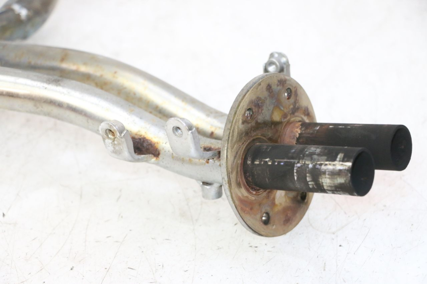 photo de COLLECTEUR HYOSUNG GV AQUILA 125 (2000 - 2009) - Points de fixation