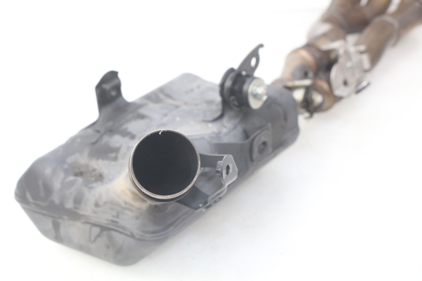 photo de COLLECTEUR SUZUKI GSX-R GSXR 750 (2011 - 2016) - Détails caractéristiques