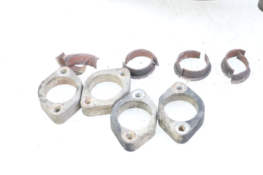 photo de COLLECTEUR KAWASAKI ZR7 ZR-7 S 750 (1999 - 2004) - Angle alternatif