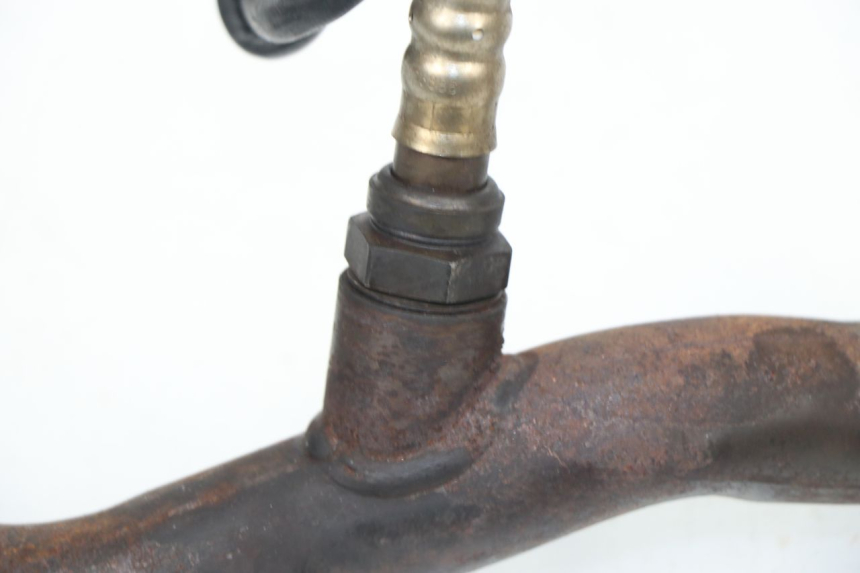 photo de COLLECTEUR PEUGEOT SATELIS 125 (2006 - 2009) - Gros plan technique
