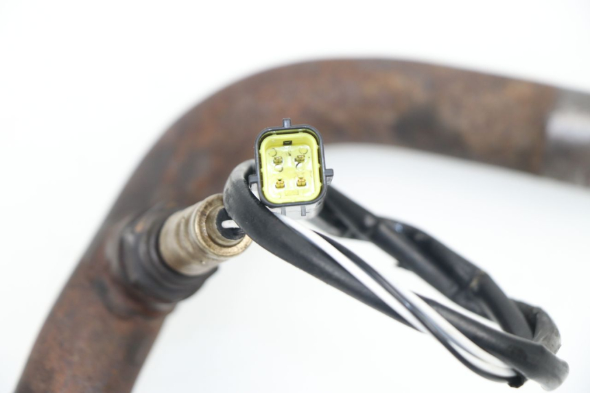 photo de COLLECTEUR PEUGEOT SATELIS 125 (2006 - 2009) - Points de fixation