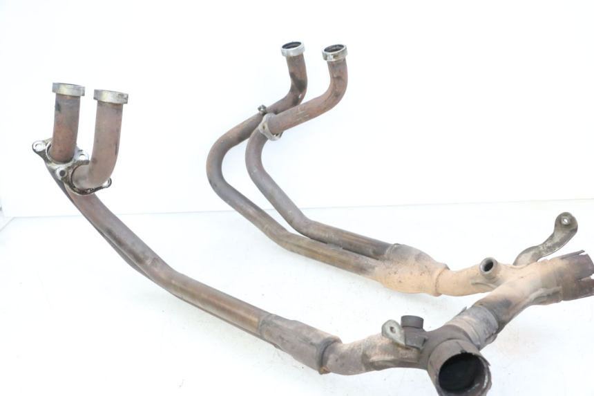 photo de COLLECTEUR HONDA ST PAN EUROPEAN 1300 (2002 - 2013) - Points de fixation